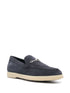 mocasines con placa de logotipo